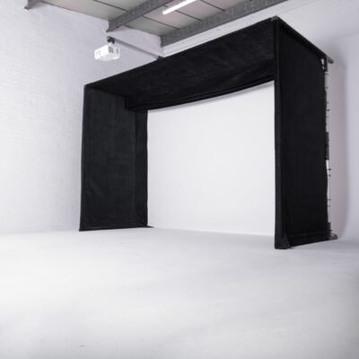 Lux Hitting Enclosure Simulator